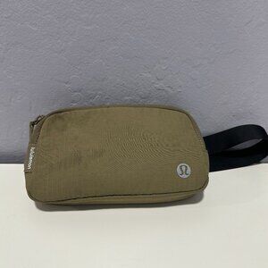 lululemon olive green shoulder bag